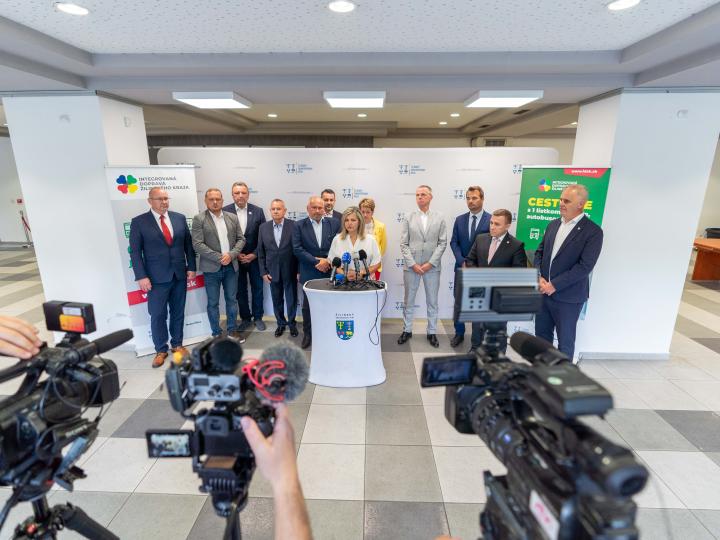 Dohoda o rozšírení integrovanej dopravy na Oravu a Liptov je podpísaná